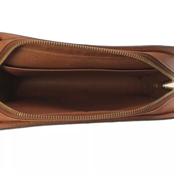 authentic Louis Vuitton Orsay clutch - Picture 4 of 12